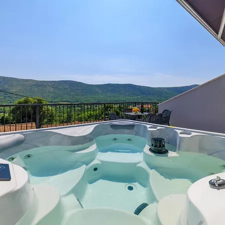 Prázdninový dům House Maris