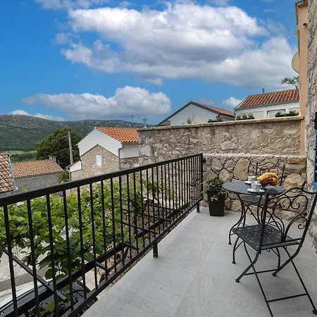 Nyaraló House Maris