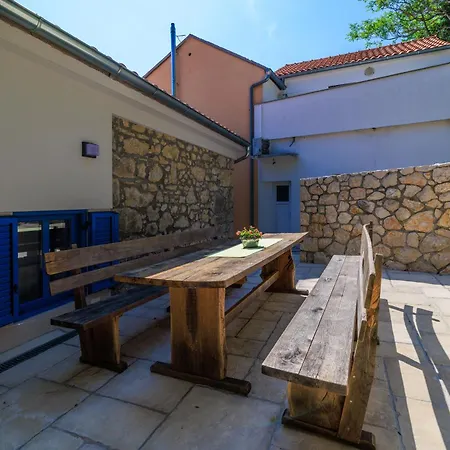 Nyaraló House Maris Tribalj