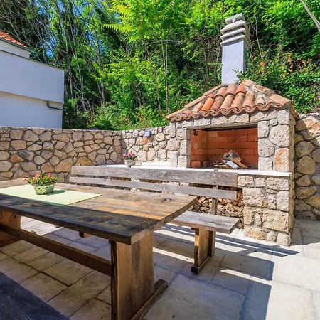 Nyaraló House Maris